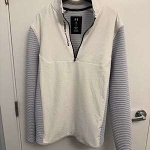 Under Armour Golf 1/4 Zip White and Gray Pullover